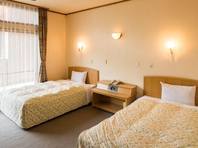 Bedroom 2, Gokurakuji Onsen Arcadia Village, Hatsukaichi