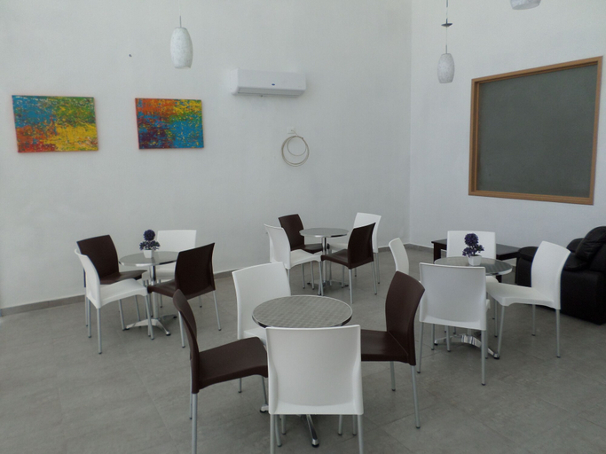 Food & Drinks, HOTEL GLOBAL EXPRESS, Carmen
