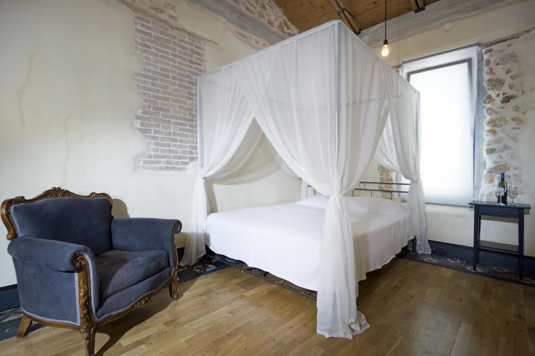 Bedroom 5, Evans House, Crete