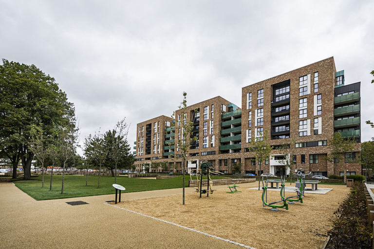 Exterior & Views, Trevillion Mansions Chiswick, London