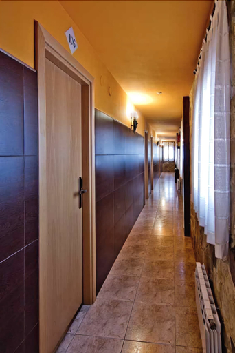 Others 4, Hotel Doña Blanca, Teruel