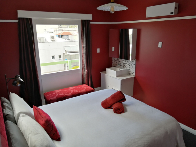 Bedroom 3, The Duke Hostel, Grey