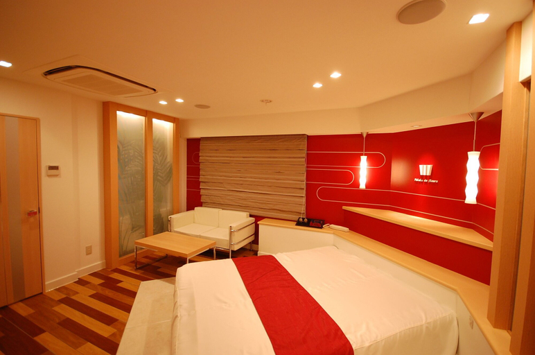 Sport & Beauty 2, Osaka Palais de Fleurs – Adults Only, Toyonaka