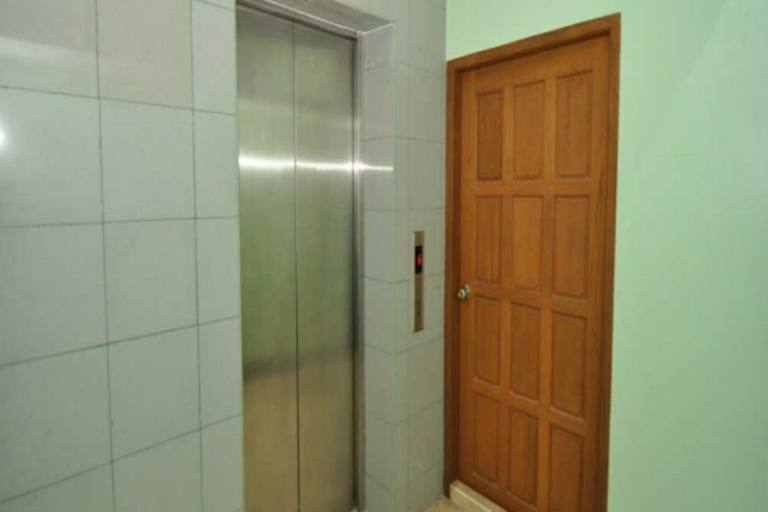 Others 5, Kaung Su San Hotel, Yangon