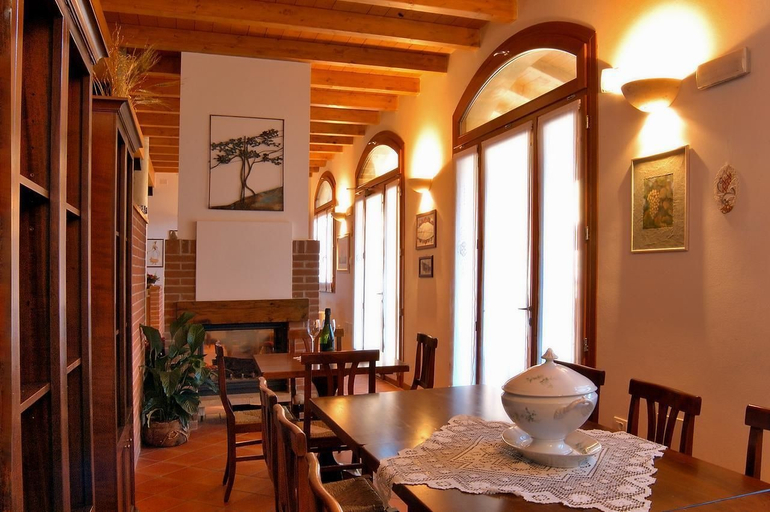 Others 5, Agriturismo Borgo delle Vigne, Bologna
