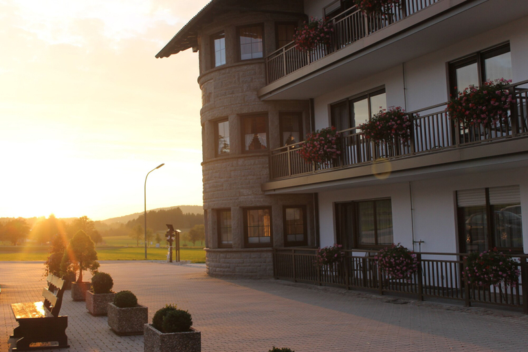 Exterior & Views 2, Landhotel Kastanienhof, Neustadt an der Waldnaab