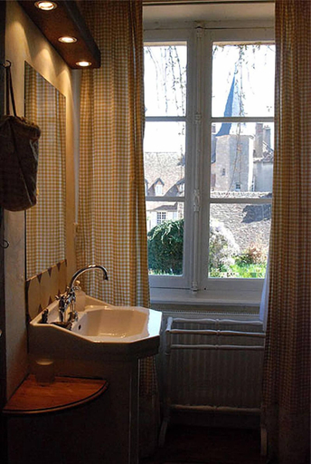 Bathroom 5, Maison Sainte-Barbe, Saône-et-Loire