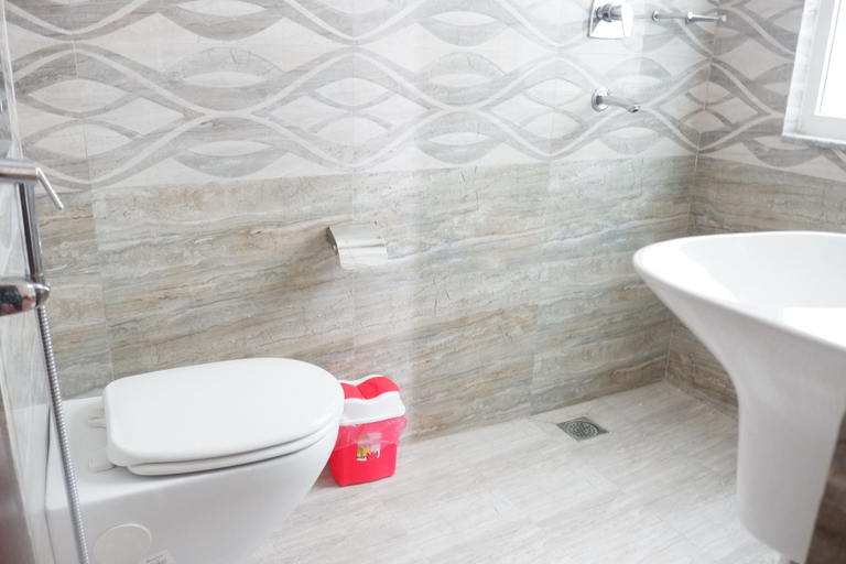 Bathroom 3, Shine Nepal Homestay, Bagmati