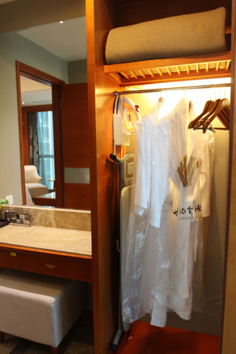 Bathroom 4, Empark Grand Hotel Changsha, Changsha