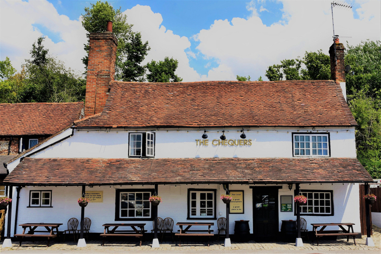 Exterior & Views 2, The Chequers Inn, Buckinghamshire