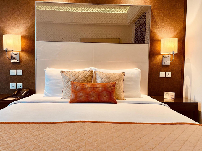 Bedroom 3, The Landmark Hotel, Kanpur Nagar