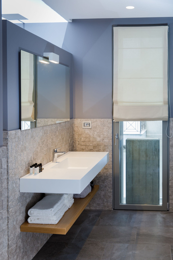 Bathroom 5, Buzë Boutique Hotel, Sarandës