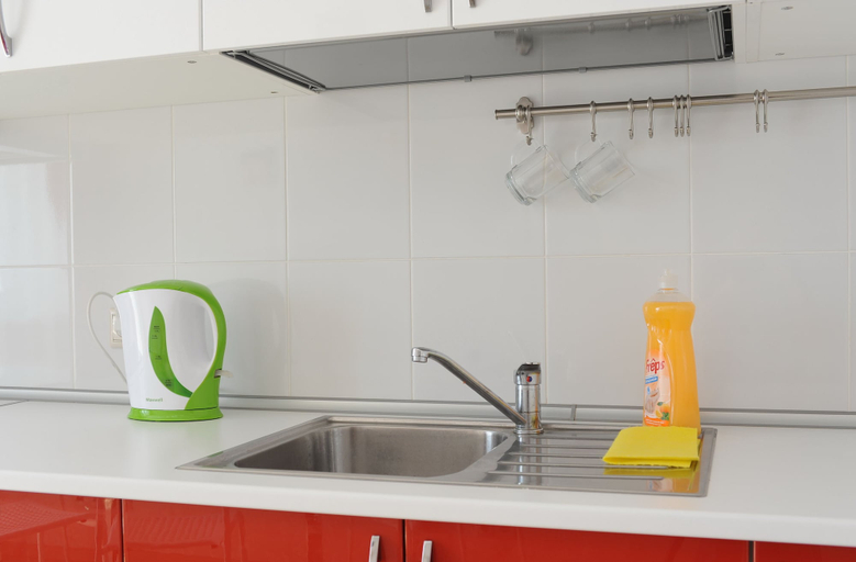 Others 5, Domumetro na Yangelya 2, South-Western