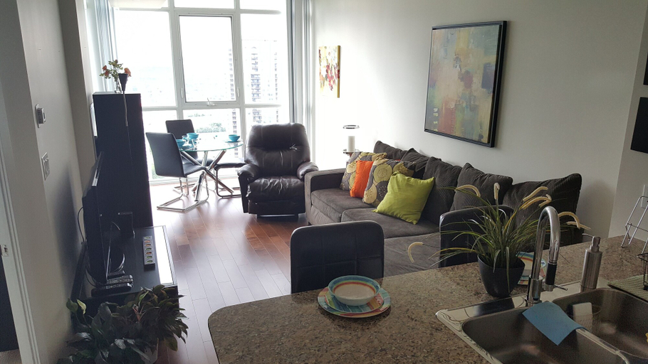 Others 4, Custom Luxury Suite - By Elite Suites, Peel