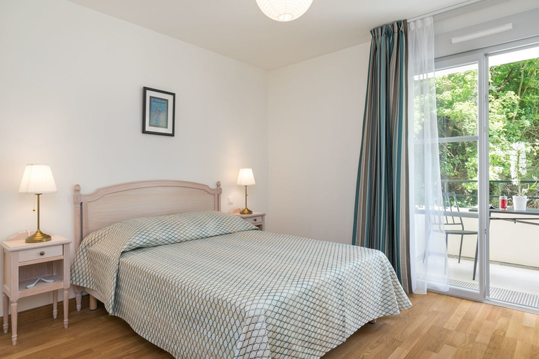 Bedroom 2, Home Médicis Les Petites Roches, Côte-d'Or