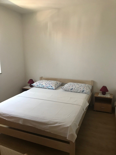 Bedroom, Dana II, Sveti Filip i Jakov