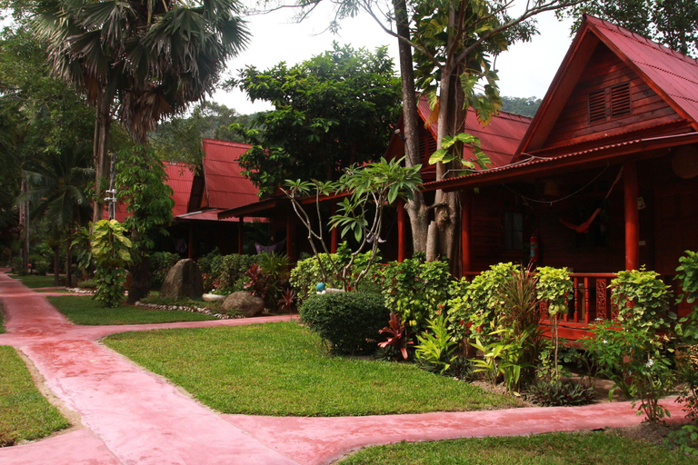 Exterior & Views 2, Longtail Beach Resort, Ko Phangan