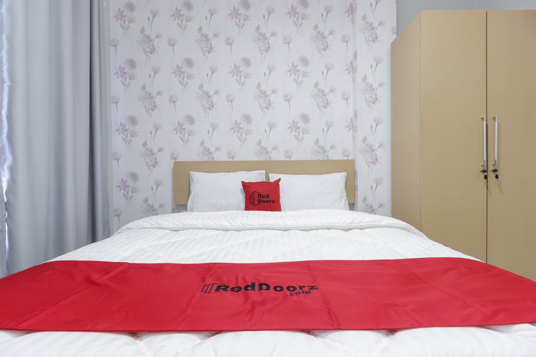 Bedroom 13