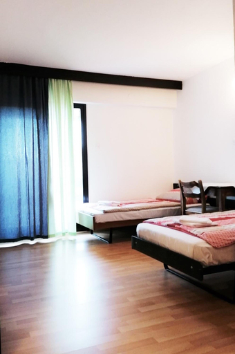 Bedroom 2, Motel Licki Krovovi, Gračac