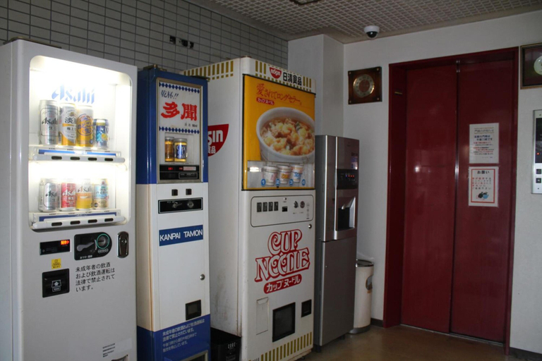 Food & Drinks 5, Hotel Beaver 2, Osaka