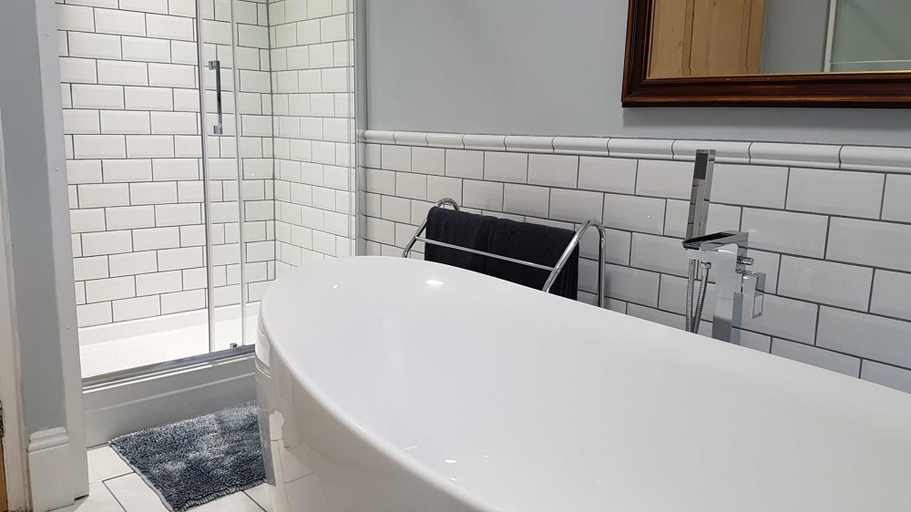 Bathroom 4, The Rocky Cove Bed & Breakfast, Devon