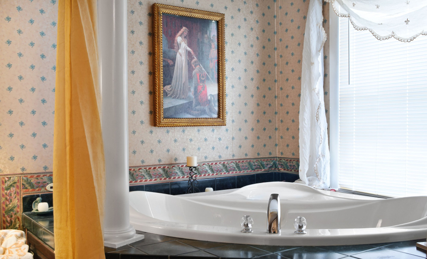 Bathroom 4, Woodstock Inn B&B, Kansas City