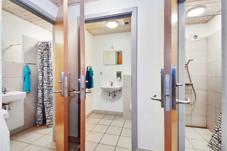 Bathroom, Knaplund Destillery, Ringkøbing-Skjern