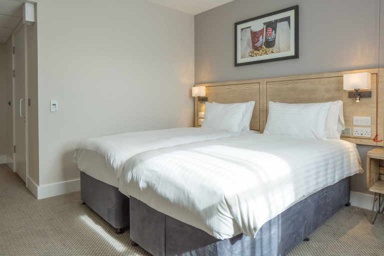 Bedroom 5, Green Lodge, Wirral by Marston's Inns, Wirral