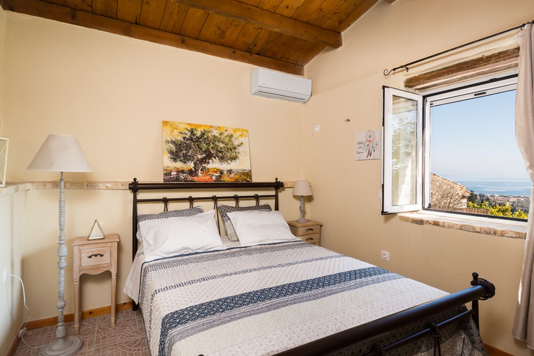Bedroom 3, The Swallow's Seaview Nest by Konnect, Ionian Islands