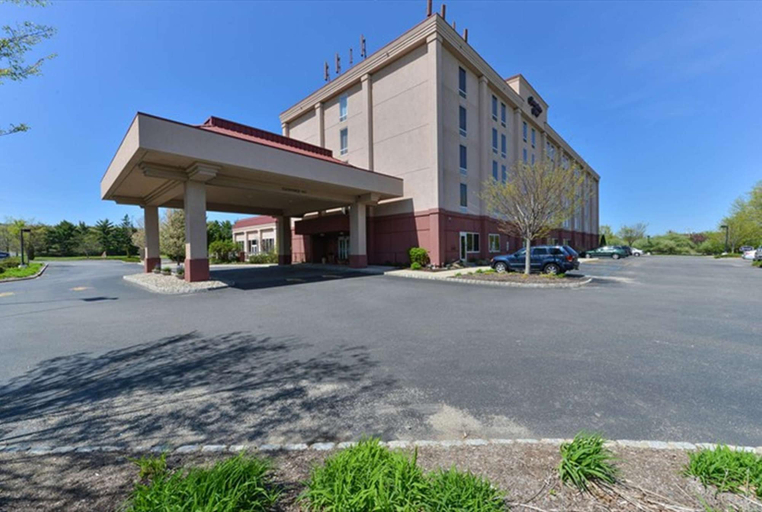 Exterior & Views 2, Hampton Inn Denville/Rockaway/Parsippany, Morris