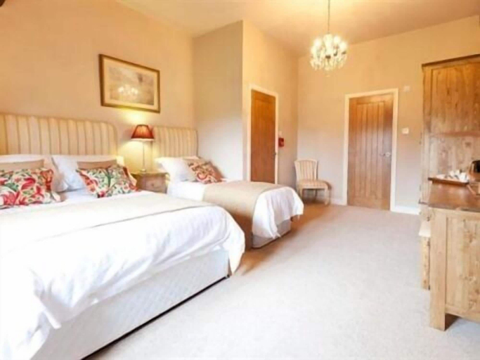 Bedroom 2, Throstle Nest Farm, North Yorkshire