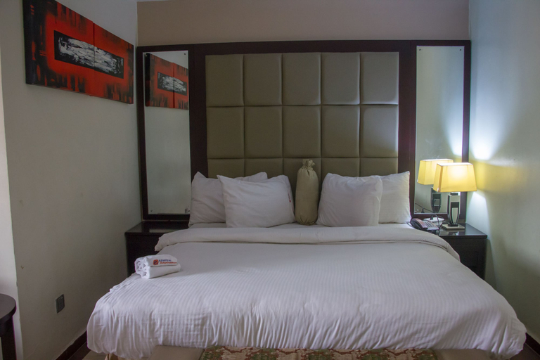 Bedroom 2, Excel Oriental Hotel & Suites, Oshodi/Isolo
