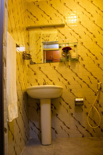 Bathroom 5, Hotel Aquiline, Arusha Urban