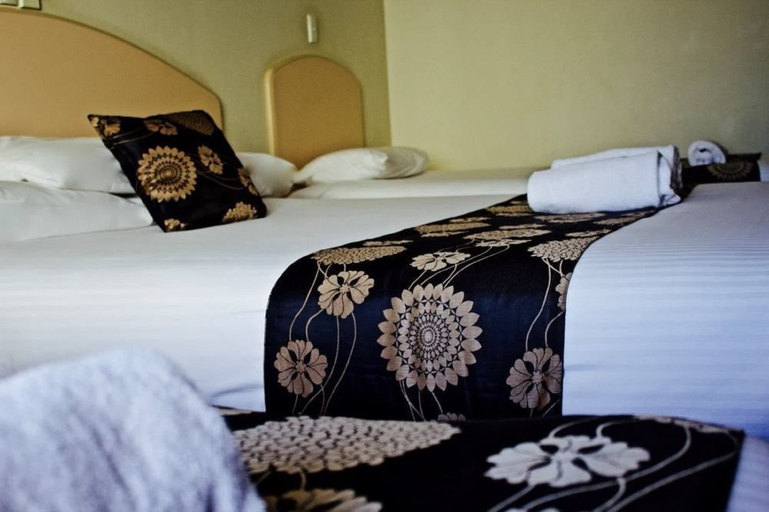 Bedroom 4, Coffs Windmill Motel, Coffs Harbour - Pt A