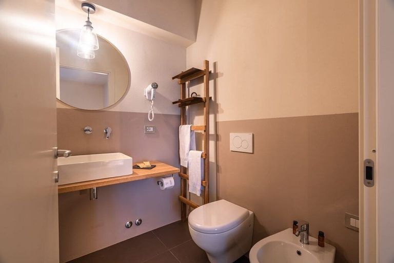 Bathroom 3, Podere Maremma Spa & Ristorante, Grosseto