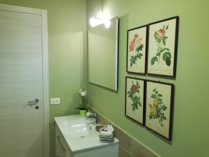 Bathroom 3, L'Alba sui Templi - Bed & Breakfast, Agrigento