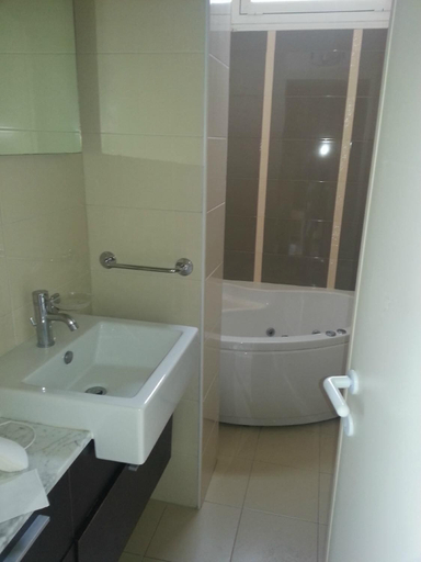 Bathroom 5, Hotel Cuba Rimini, Rimini