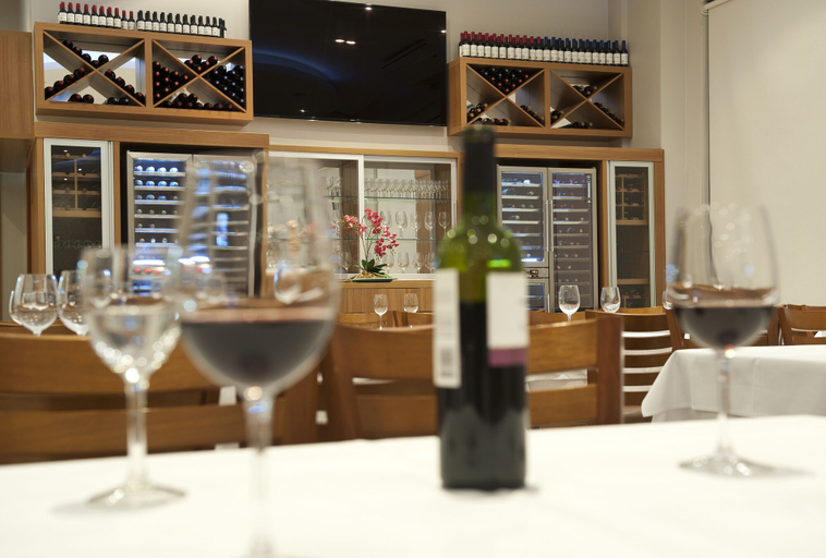 Food & Drinks 5, Hotel Nohotel Premium Americana, Americana