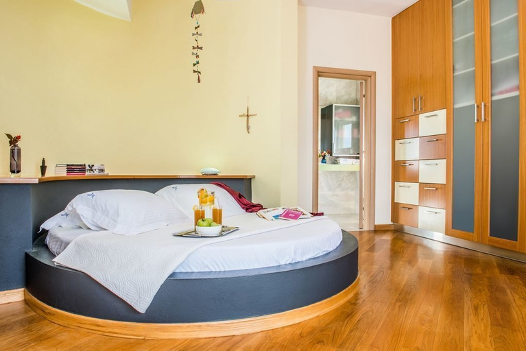 Bedroom 2, Mariposa, Crete