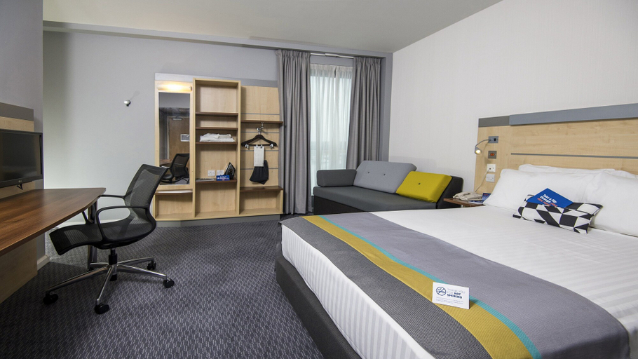 Bedroom 4, Holiday Inn Express HULL CITY CENTRE by IHG, Kingston upon Hull