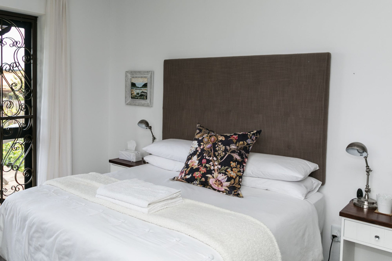 Bedroom 2, Narnia Guest house, Eden