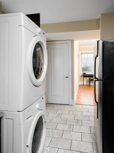 Bathroom 4, Classic CWE Apts with Full Kitchen by Zencity, Saint Louis