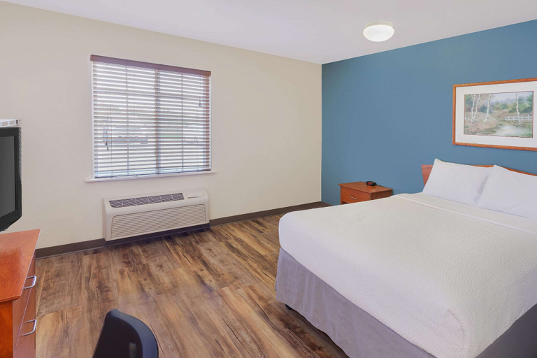 Bedroom 3, WoodSpring Suites Ankeny Des Moines, Polk