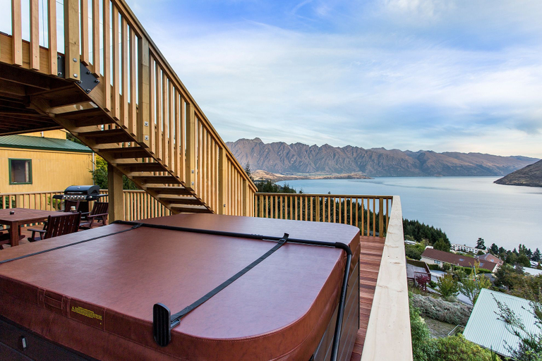 Sport & Beauty 5, Sagittarius DH Lake View Villa, Queenstown-Lakes