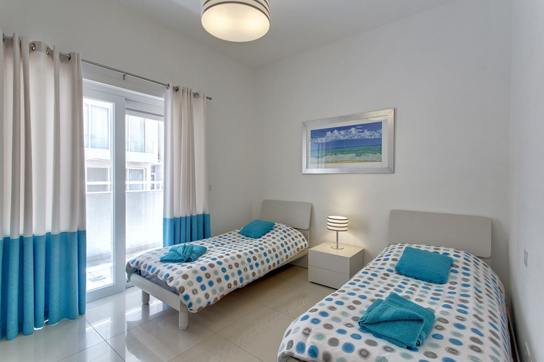 Bedroom 3, Luxury Apartment IN Fort Cambridge With Pool