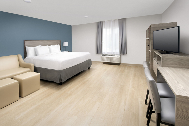 Bedroom 2, WoodSpring Suites Carol Stream - Chicago, Dupage