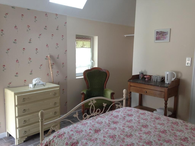 Bedroom 3, L'Auberge Des Oiseaux Chantants, Pas-de-Calais