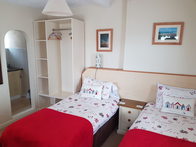 Bedroom 2, Trelinda Hotel, Cornwall