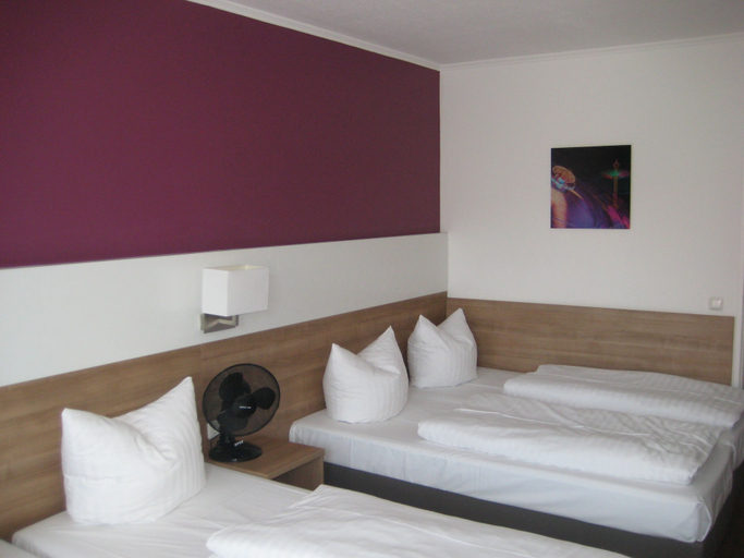 Bedroom 4, Hotel S16, München