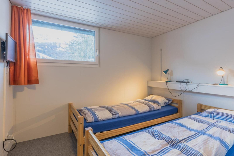 Bedroom 3, Mountain Lodge Backpackercamp, Obersimmental